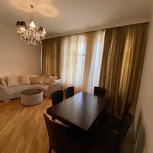 Cozy Old Баку